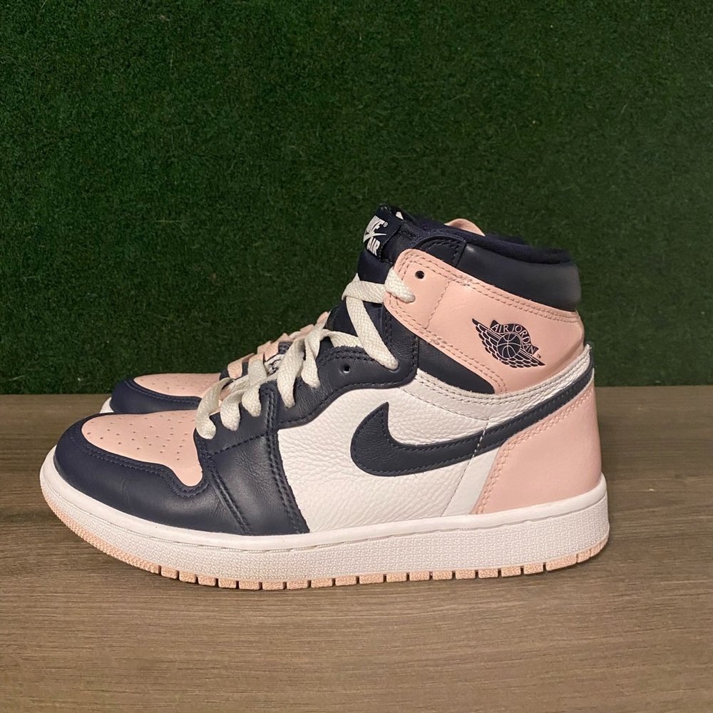 Jordan 1 Retro High ‘Atmosphere’ Size 8 - Picture 2 of 10